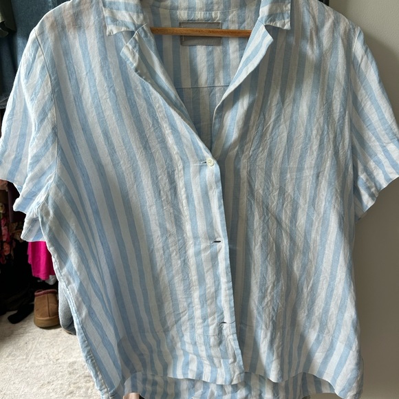 Everlane linen short sleeved notch shirt - Picture 3 of 6